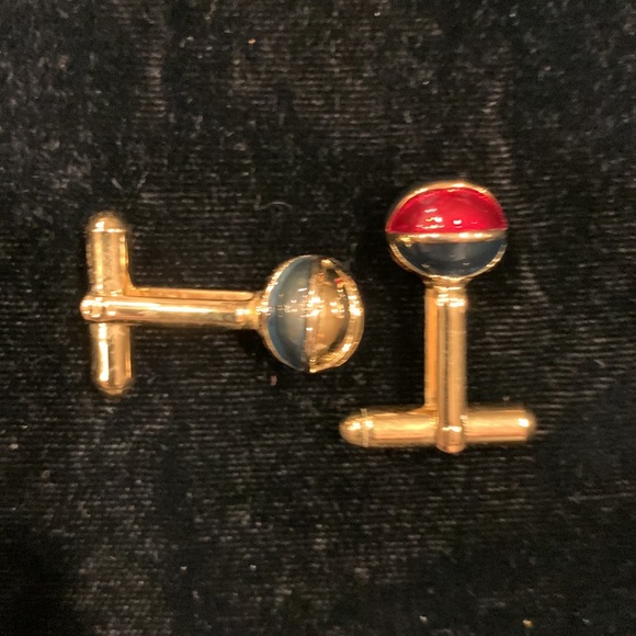 Cuff Links - Picture 2 of 2